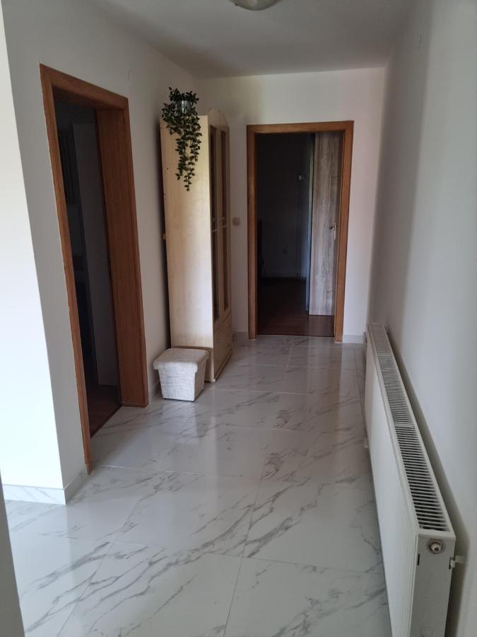 Apartments Zoretic Malinska Ngoại thất bức ảnh