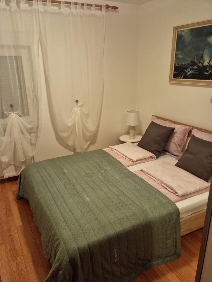 Apartments Zoretic Malinska Ngoại thất bức ảnh