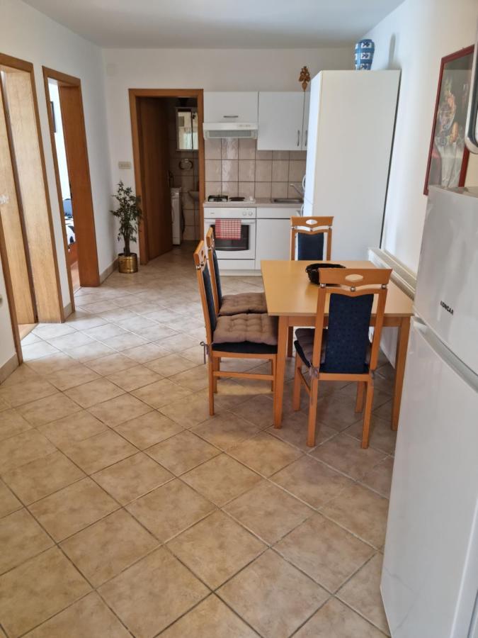 Apartments Zoretic Malinska Ngoại thất bức ảnh