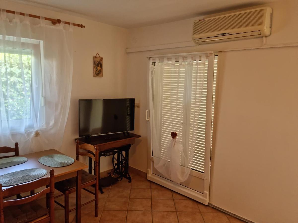 Apartments Zoretic Malinska Ngoại thất bức ảnh