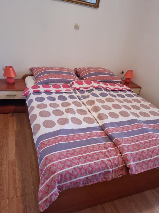 Apartments Zoretic Malinska Ngoại thất bức ảnh